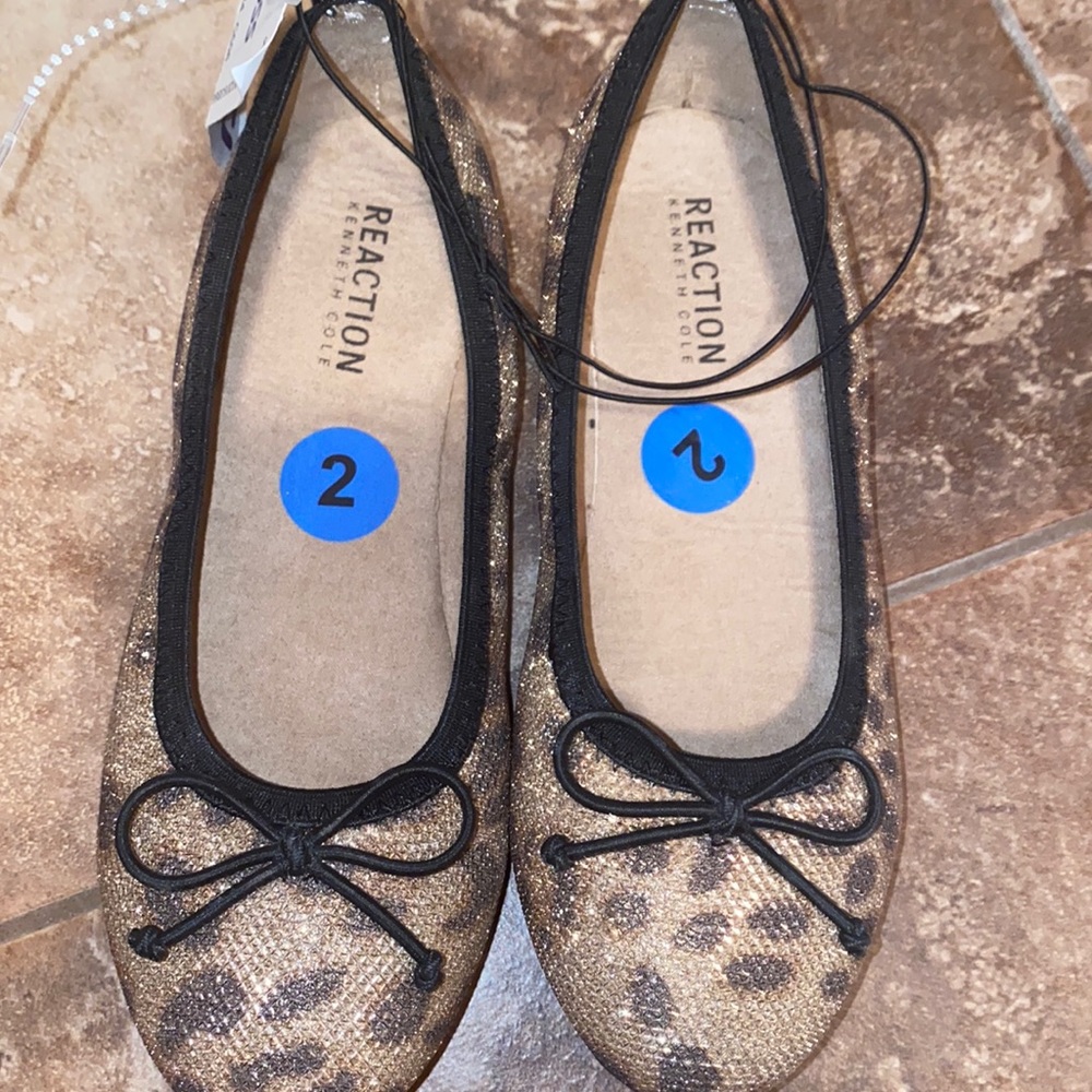 Kenneth Cole ballet slippers